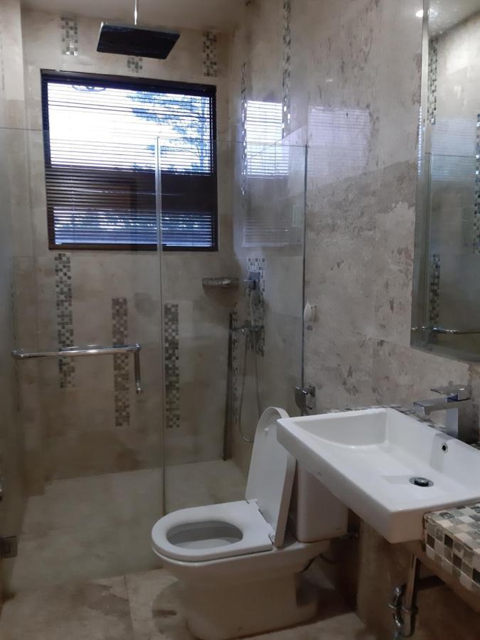 Villa Eaden Puncak Esterno foto